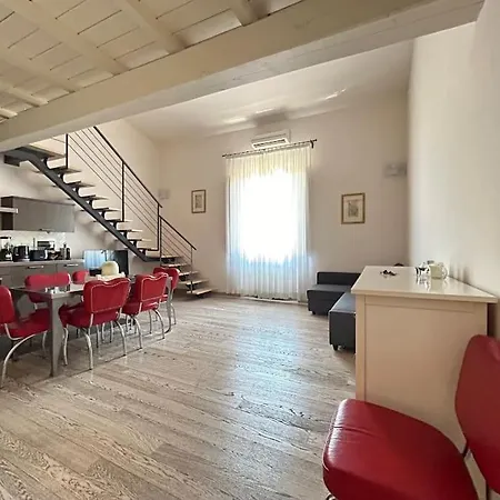 L'Insolita 28 By Florencehospitality Com-3